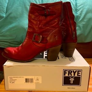 Women’s Frye Karla Engineer Short boot